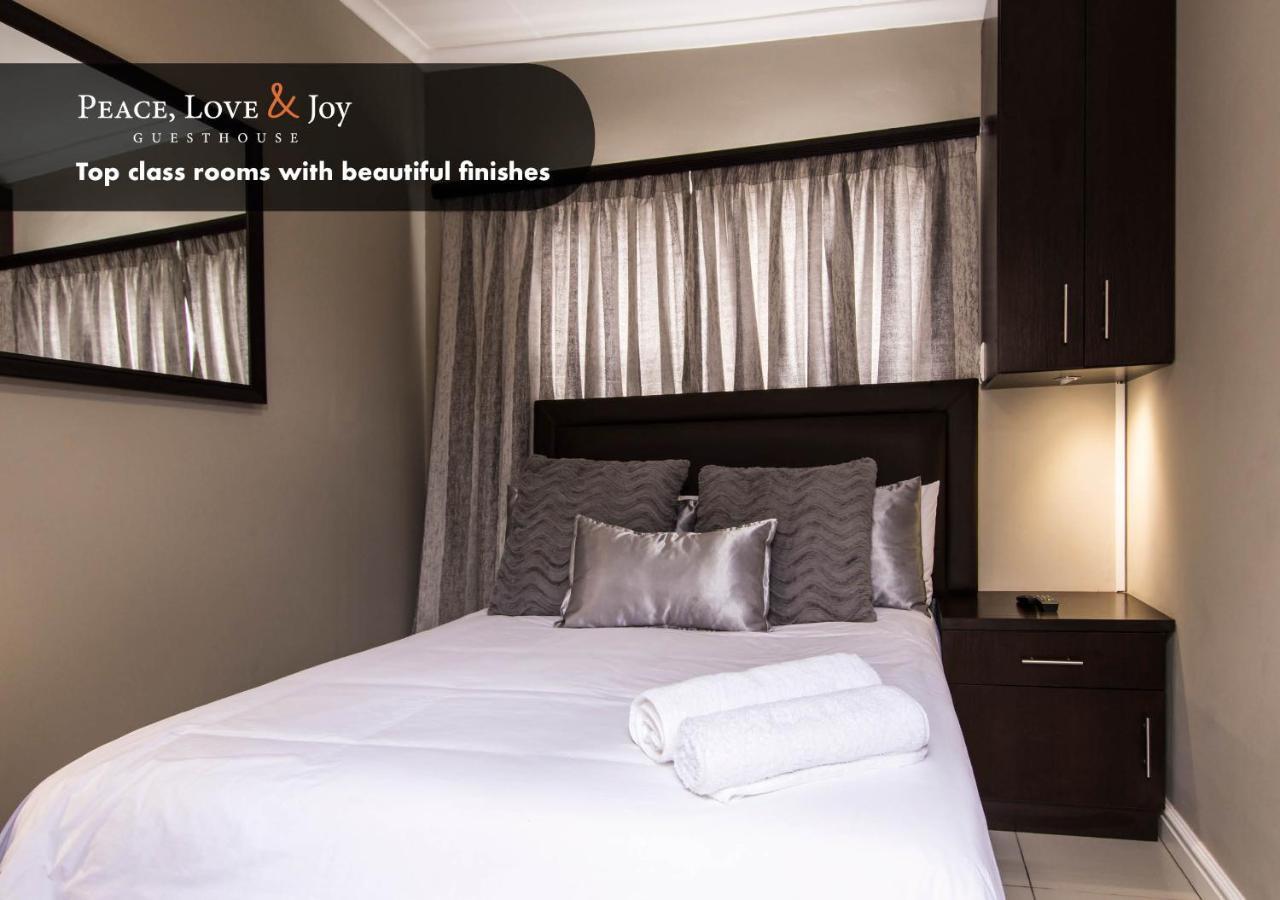 Peace Love And Joy Self Catering Units Port Elizabeth Exterior photo
